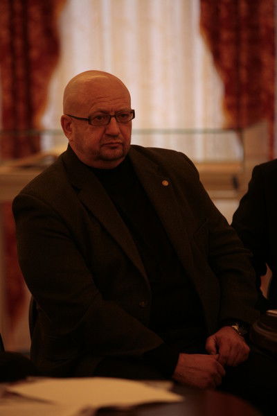 Валерий Попов