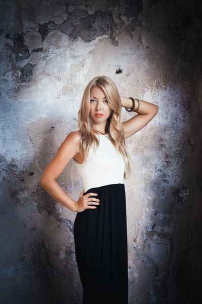 Лена Титова