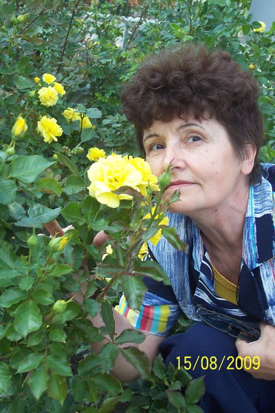 Нина Захарова