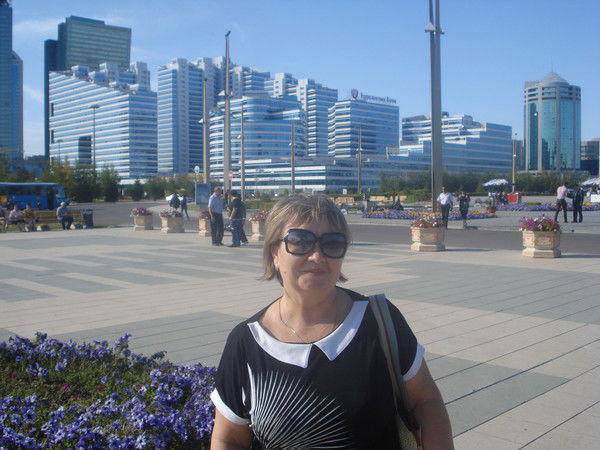 Любовь Неженцева