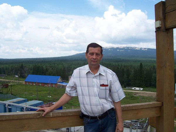 Александр Гнедушкин