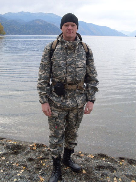 Андрей Нелюбин