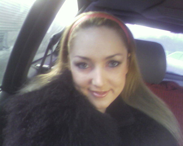 Олечка Кофанова