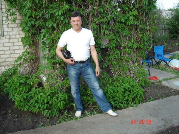 Роман Азеев