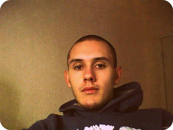 Владимир Петросов