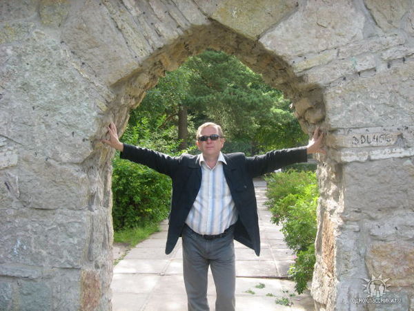 Юрий Домолазов