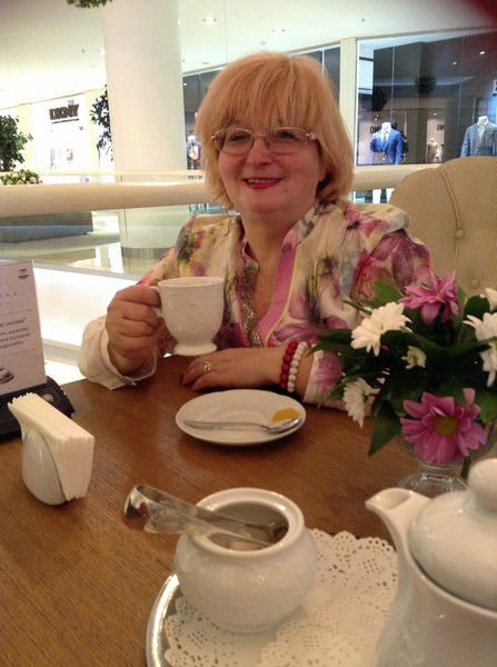 Марианна Мир