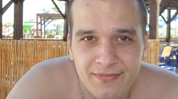 Жека Идрисов