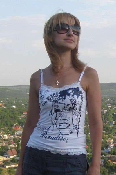 Анна Бисярина