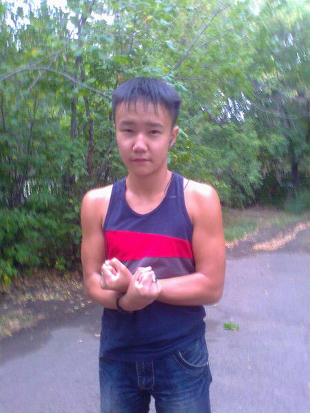 Александр Амирханов