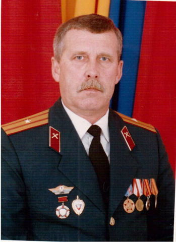 Анатолий Карев