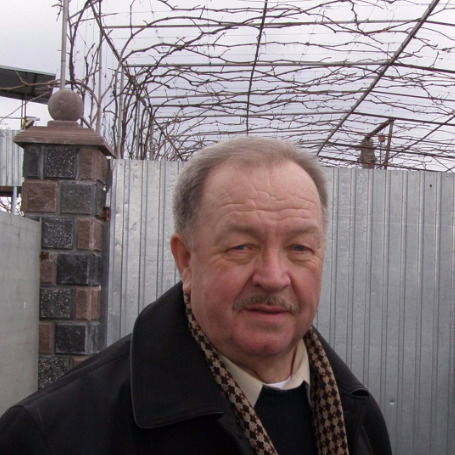 Михаил Макарук