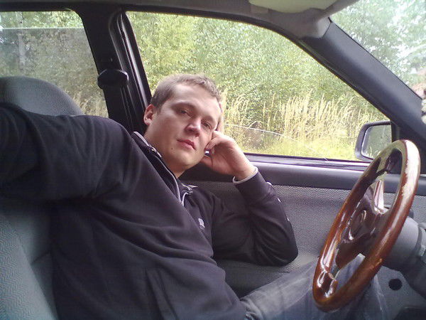 Михаил Маров