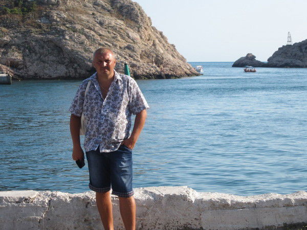 Владимир Гура