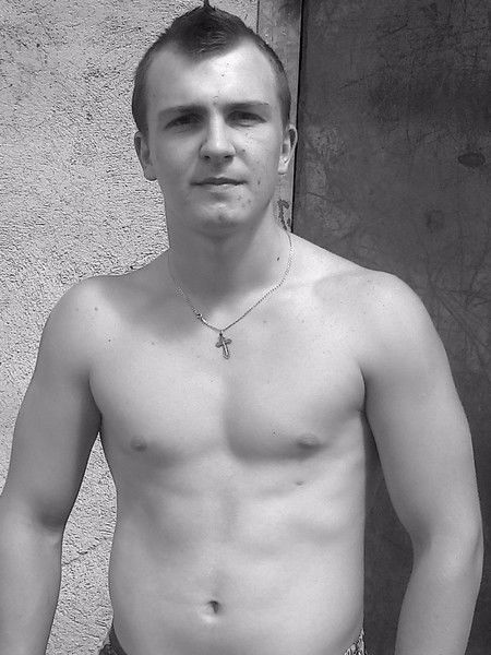 Артем Гунар