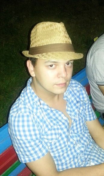 Артём Беломестных