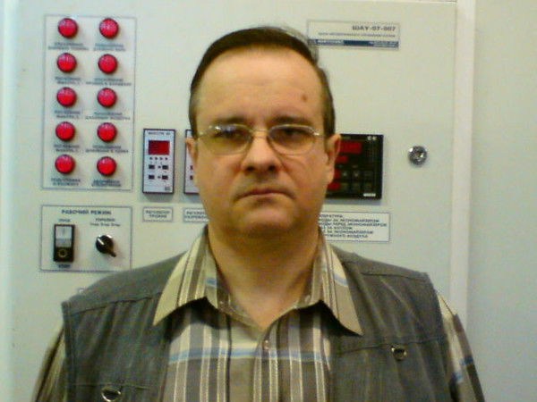 Виталий Постников