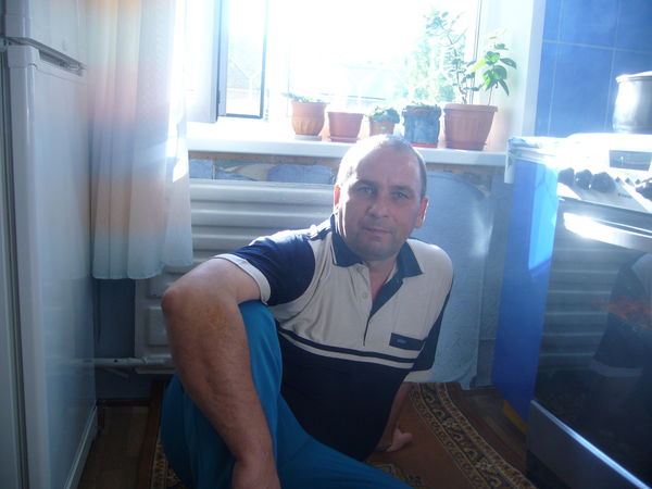 Юра Мельников