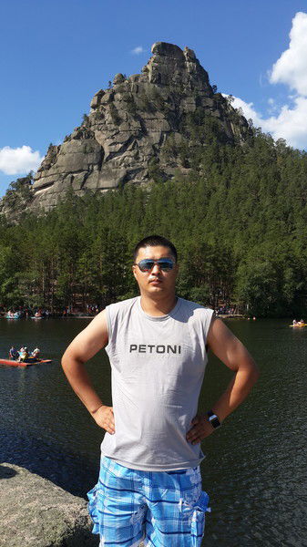 Мурат Каринов