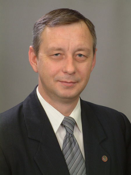 Олег Остапенко