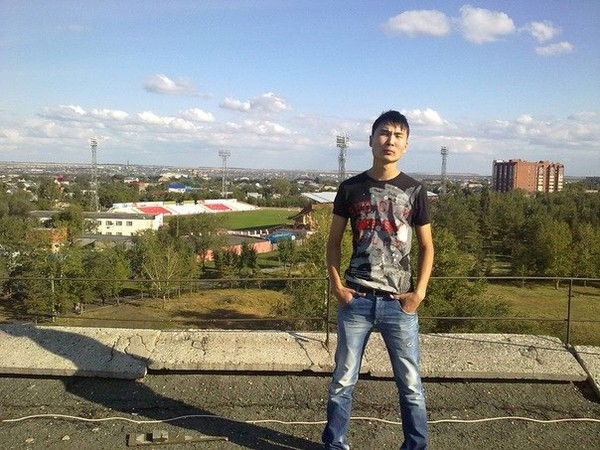 Азамат Исенов