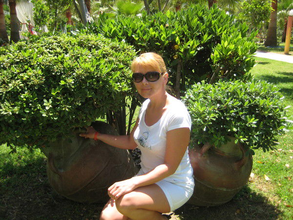 Елена Кухарина