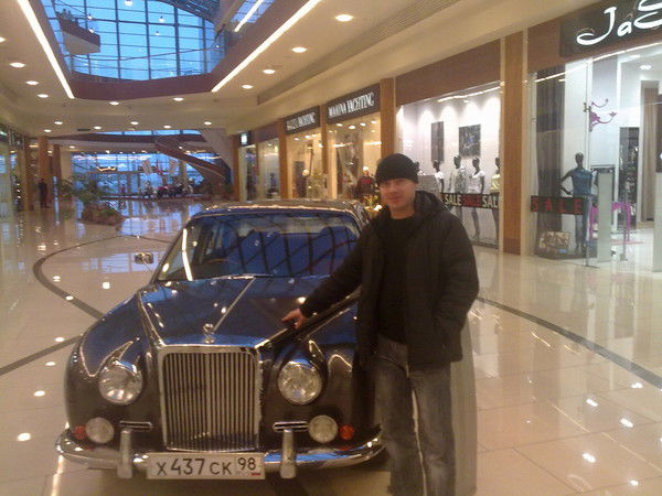 Виктор Тархов