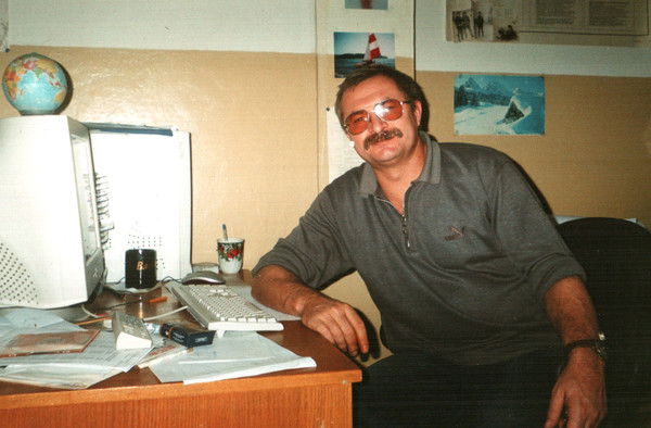 Владимир Глухов