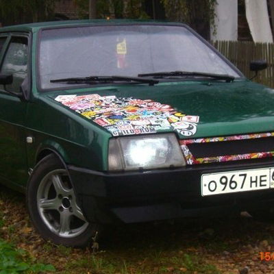 Максим Волков