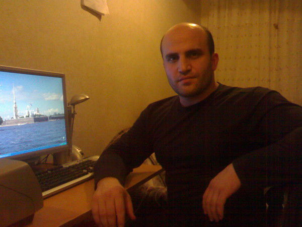 Мурат Албеков