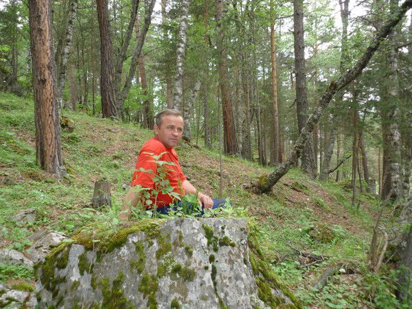 Олег Петров