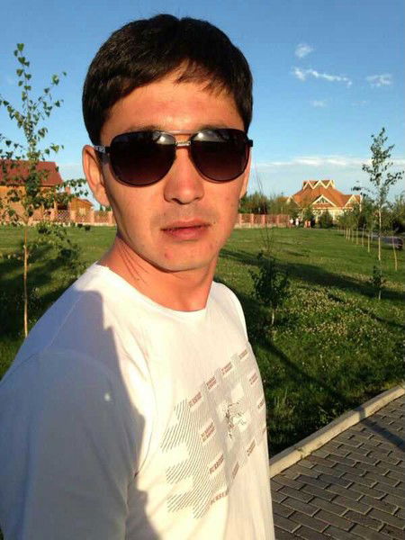 Бекжан Садык