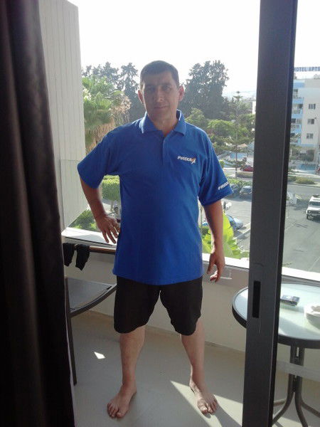 Роберт Низамов