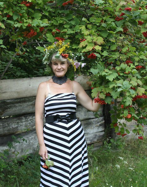 Лена Данилова