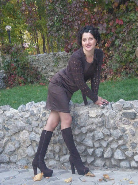 Оксана Добында