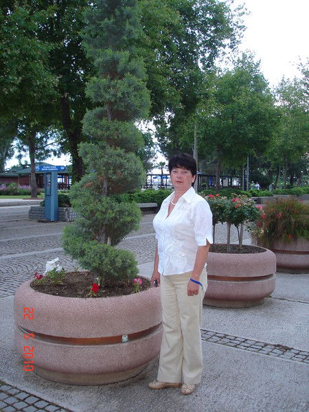 Анна Максимова