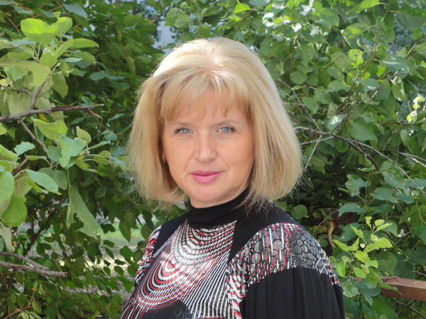 Елена Мотузова