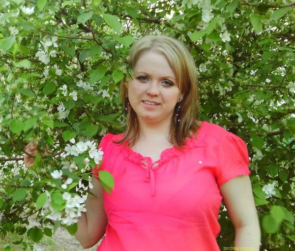 Алена Султанова