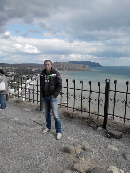 O L E X A N D R M O R O Z O V