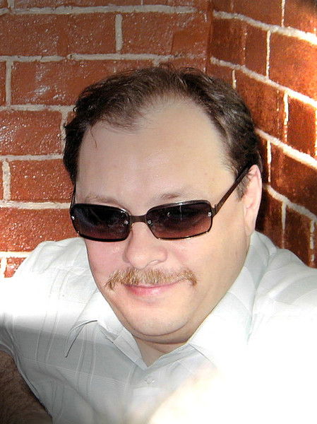 Олег Татаренко