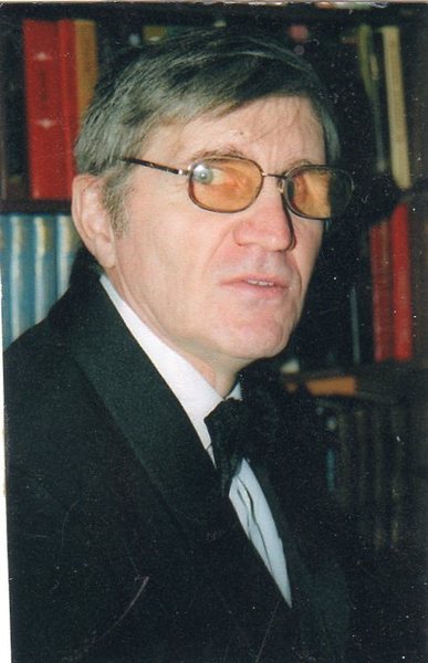 Виктор Боярских