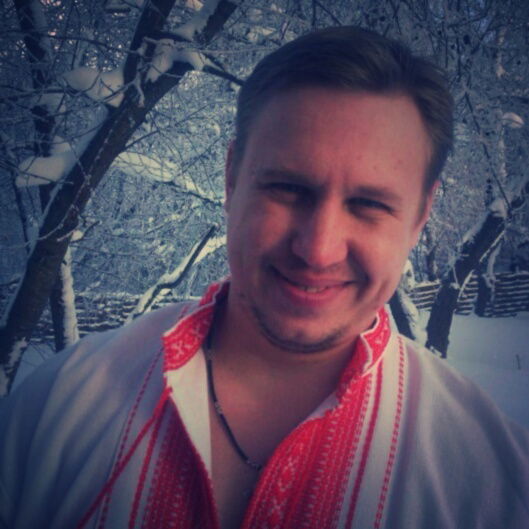 Дмитрий Макаров