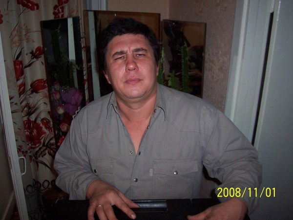 Андрей Устюжанин