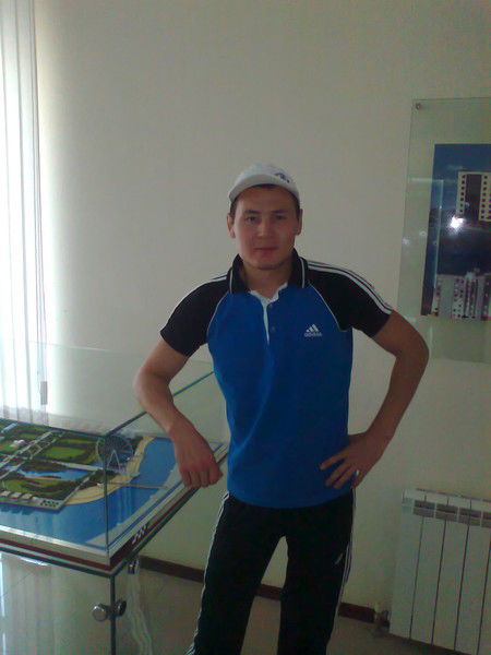 Аят Турганбеков