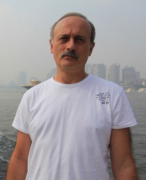 Александр Макаров