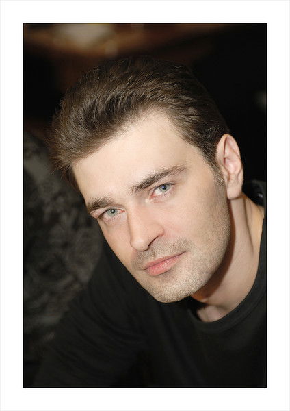 Роман Петров