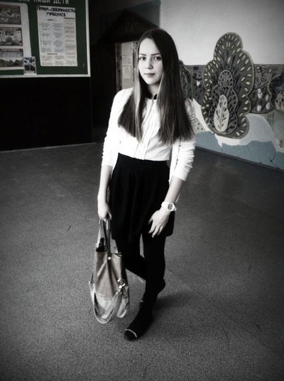 Вика Логинова