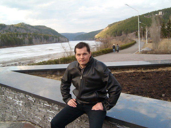 Максим Серёдкин