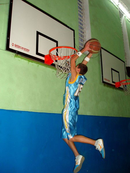 Денис Болгар