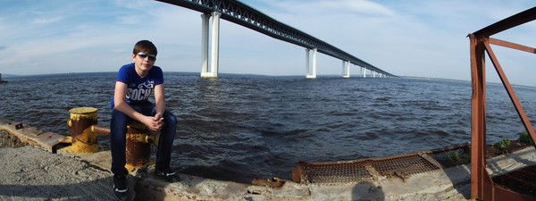 Илья Рахманов